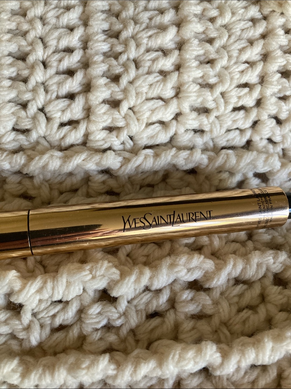 Yves Saint Laurent touché eclat radiant touch shade 2